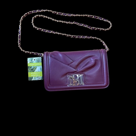 New Badgley Mischka plum crossbody/clutch - Picture 3 of 13